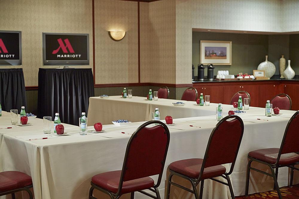 Marriott Dfw Airport South Fort Worth Exterior foto
