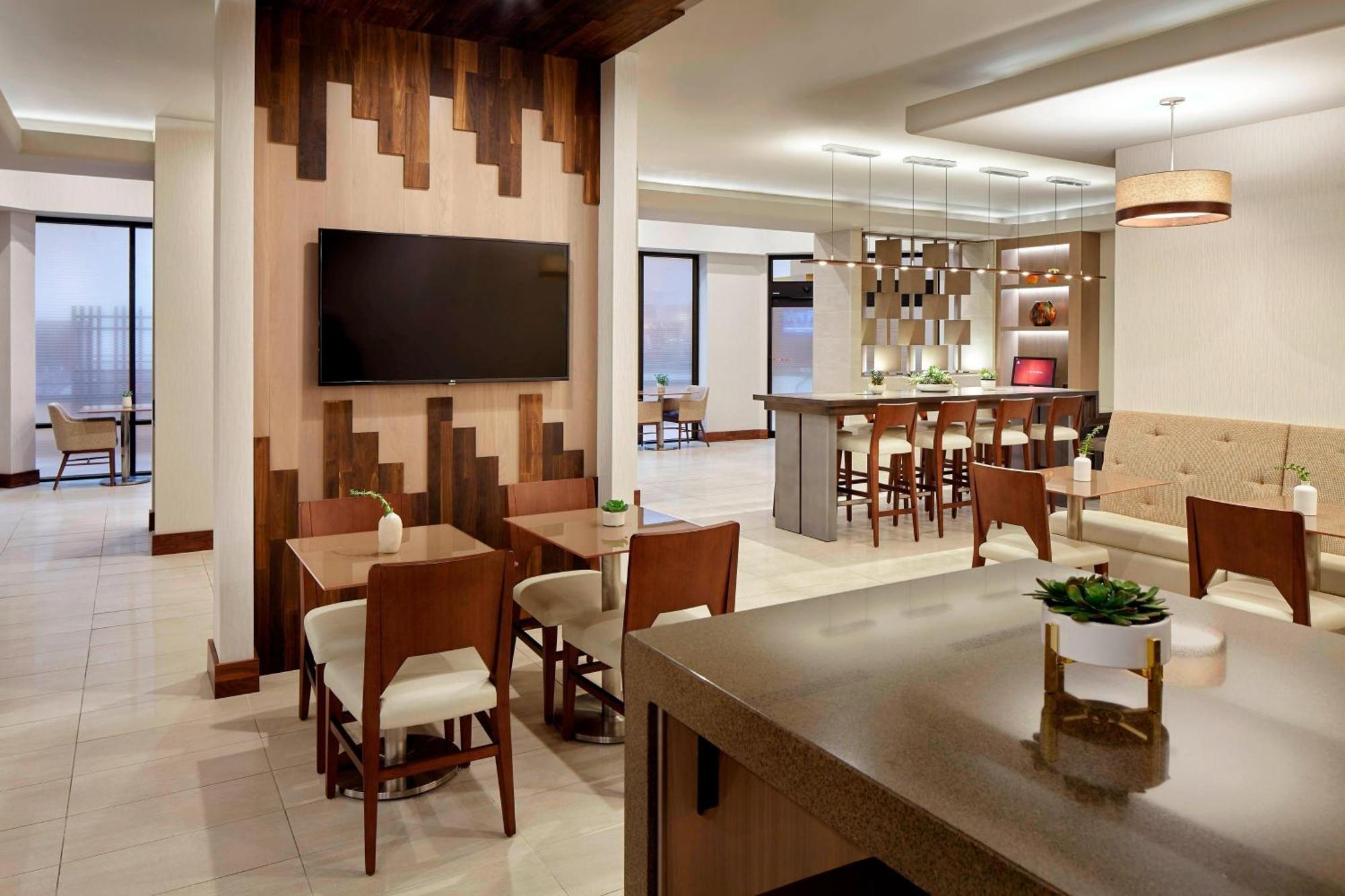 Marriott Dfw Airport South Fort Worth Exterior foto